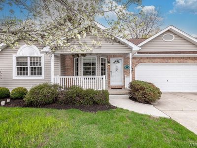 38 Cobblestone Ln, Williamsville, NY, 14221