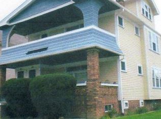 2112 Lewis Dr #UP, Lakewood, OH