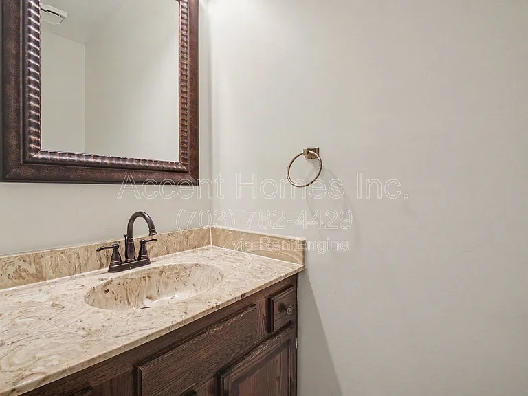 449 Old Town Ct — Photo 10