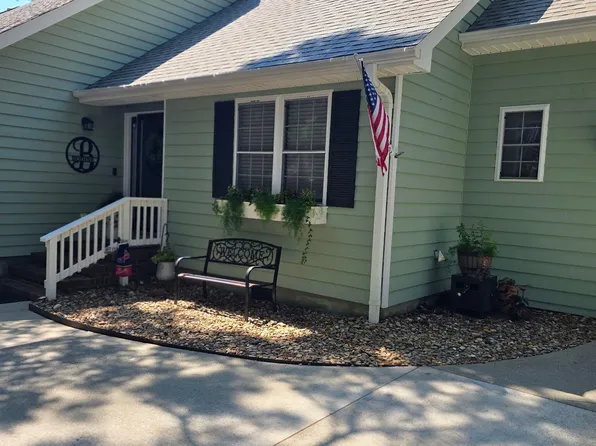 3172 Windward Village Lane SW, Supply, NC 28462