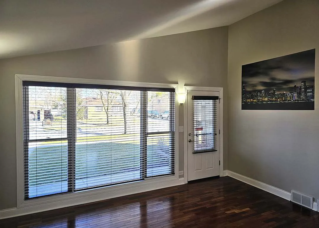 3 bed, 1600 sqft, $3,200 — Photo 3