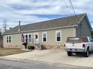 146 Clausen Rd, Belle Chasse, LA 70037