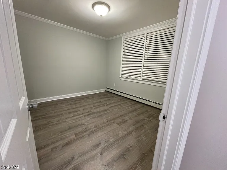 407 Brooks Blvd #A — Photo 4