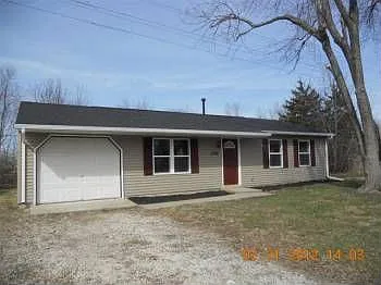 3324 Ridgewood Dr photo 1
