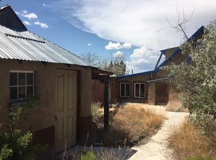 74 Rogersville Rd, Cerrillos, NM 87010