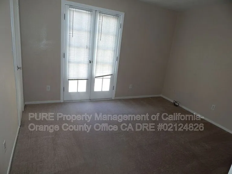 16972 Hoskins Ln #5 — Photo 26