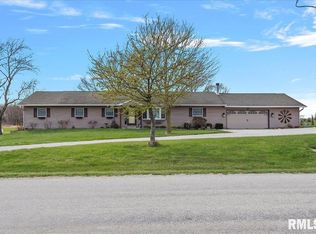 2529 N 625 East Rd, Rochester, IL 62563