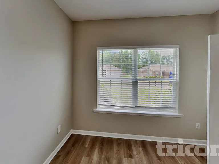 820 Mesa Verde Pl — Photo 13