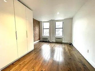 Rented by Evergreen Realty & Investments