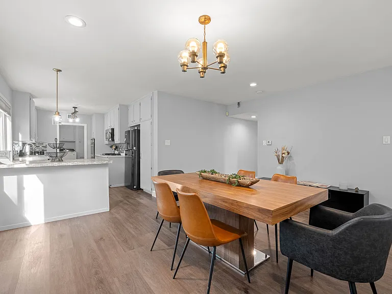 14034 Valerio St — Photo 3