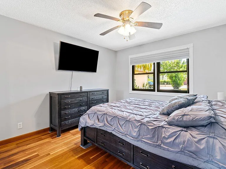 12542 Westhampton Cir — Photo 14