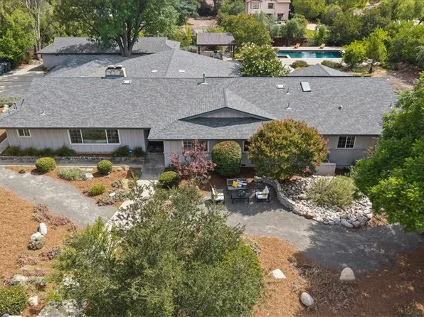 938 Pomello Dr, Claremont, CA 91711