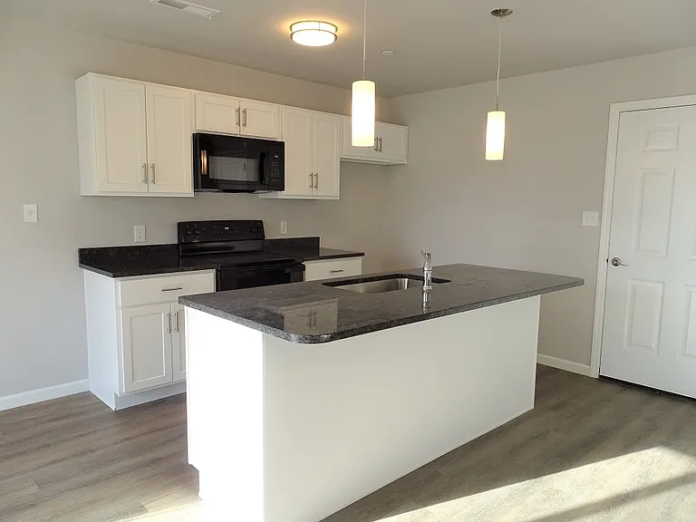 21 Cobblestone Ct — Photo 6