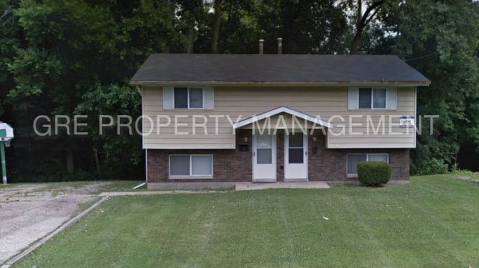 1st image of 2821 W Scenic Dr