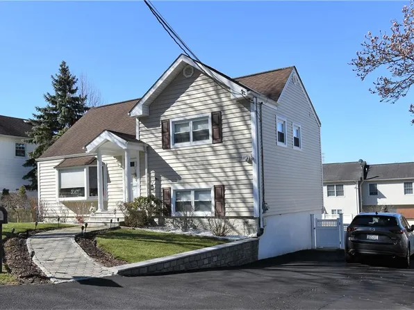 173 Pembrook Drive, Yonkers, NY 10710