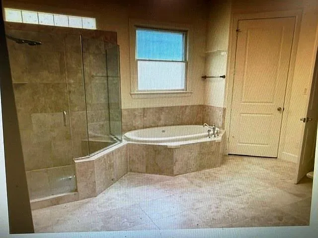6303 Hermann Lake Dr — Photo 3