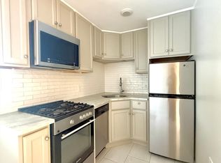 284 Montvale Ave #1L, Woburn, MA 01801