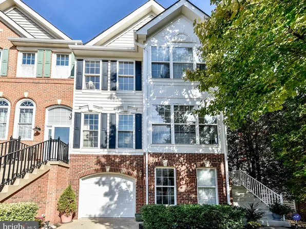 20616 Glenmere Sq, Sterling, VA 20165