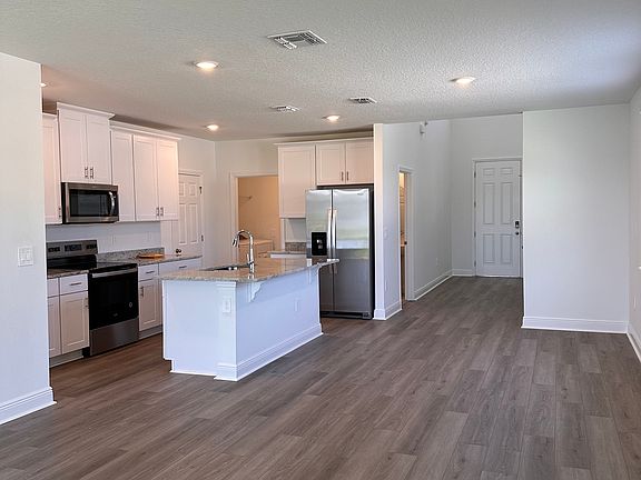 3rd image of 229 Links Terrace Blvd