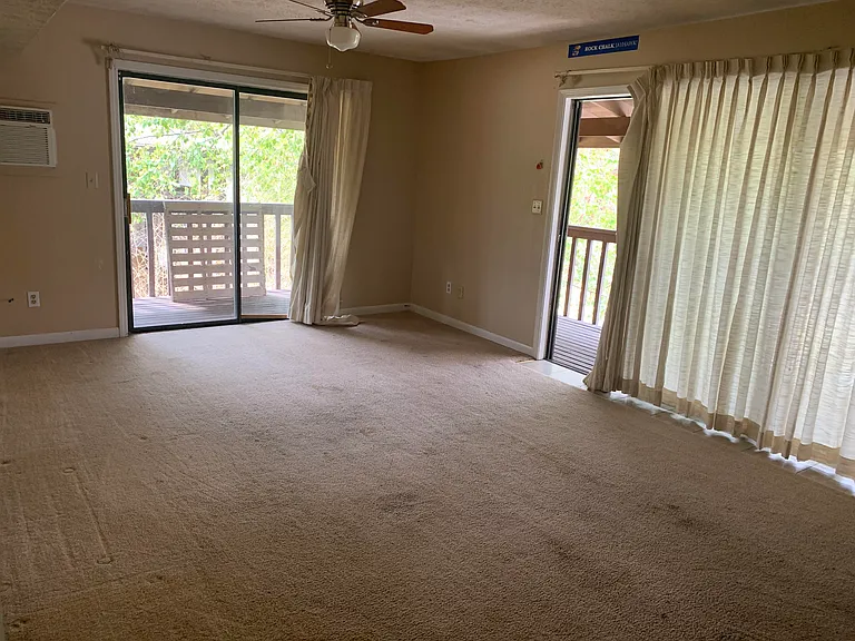 86 Hillside Dr — Photo 5