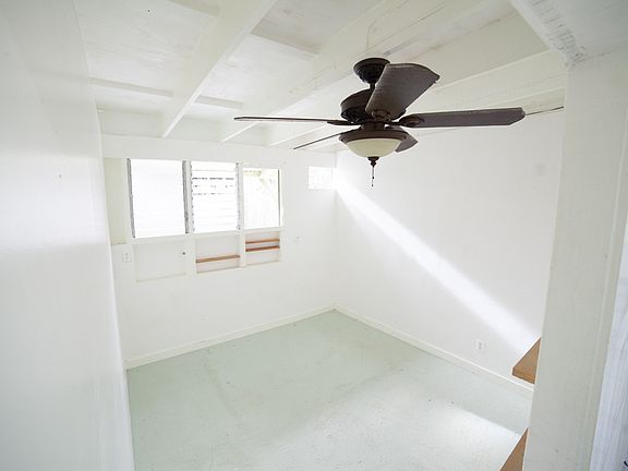 Bedroom / Living Room