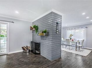 17460 Gilmore St, Lake Balboa, CA 91406