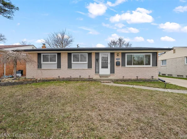 39784 Hillary Dr, Canton, MI 48187