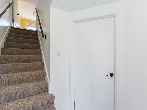 3rd image of 3212 Kirklevington Dr