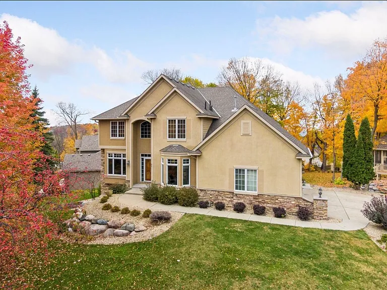 15208 Fairway Heights Rd NW — Photo 2