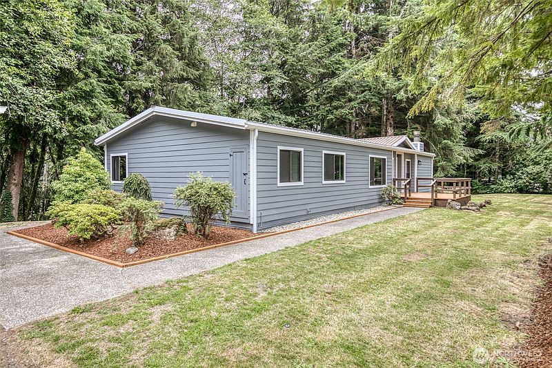 3rd image of 112 Schrader Lane