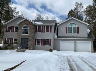 309 Mohansic Ln, Tobyhanna, PA
