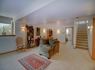 2449 Lawrence Dr, De Pere, WI 54115