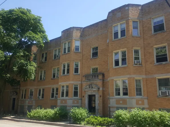 1403 W Highland Ave #3, Chicago, IL 60660