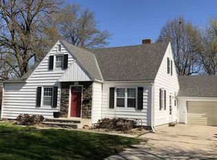 1503 E 9th St, Sheldon, IA 51201