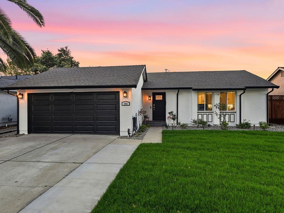 1st image of 785 Stardust Ln