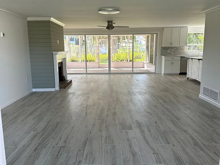 812 Bayview Dr — Photo 5
