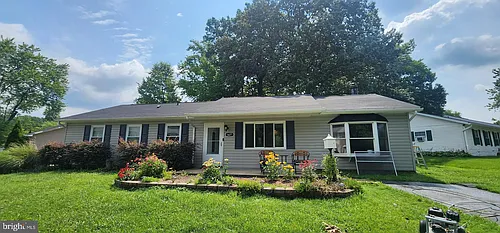 627 Sequoia Dr Photo 1