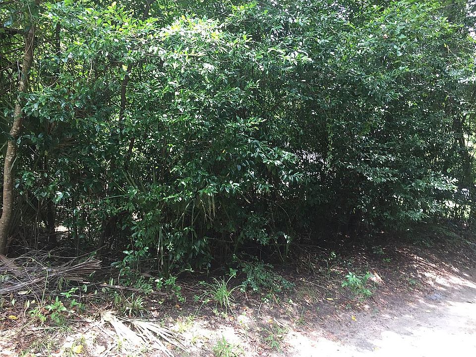 2nd image of 3673 SE 133rd Pl #Se
