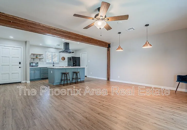 1102 N 72nd Pl — Photo 6