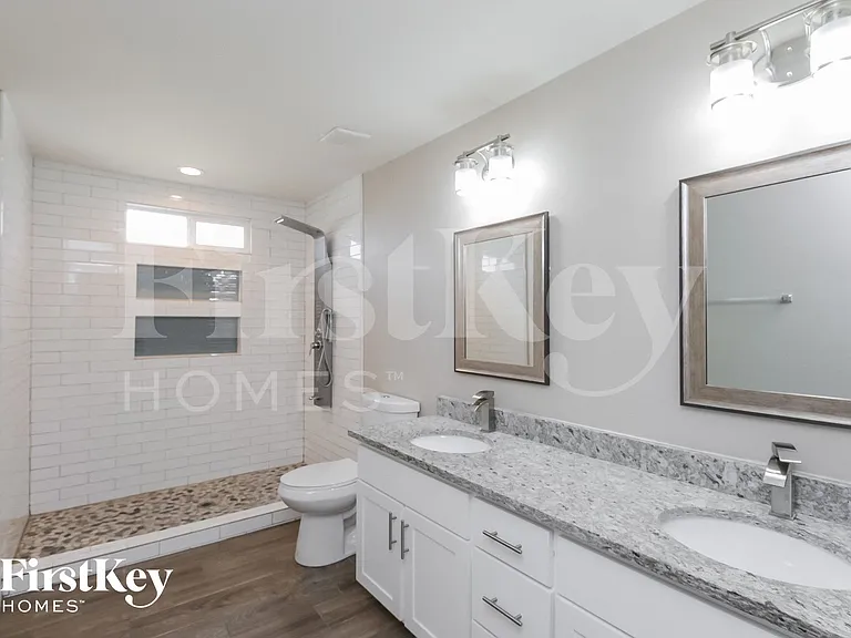 3412 E Claire Dr — Photo 9