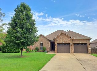 76 Oak Tree Cir, Conway, AR 72032