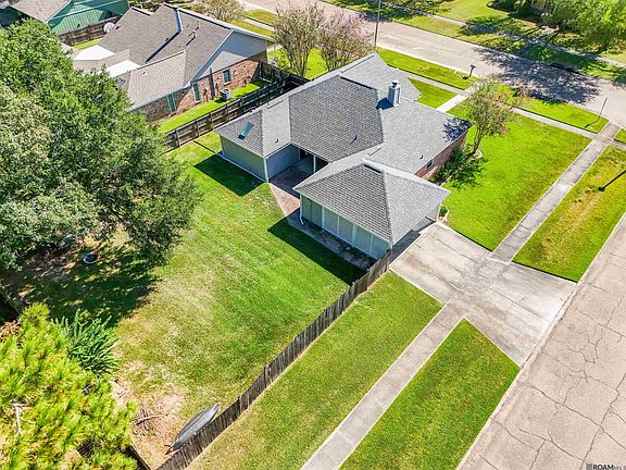 4th image of 1538 Shadybrook Dr