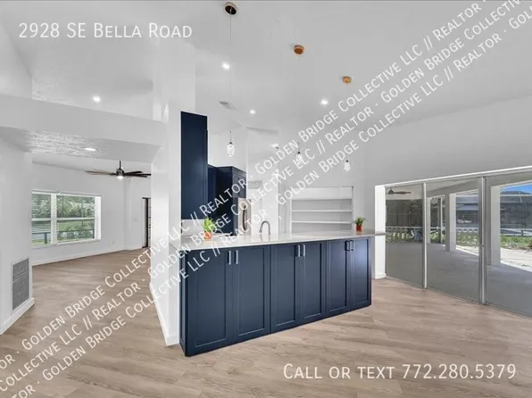 2928 SE Bella Rd, Port Saint Lucie, FL 34984