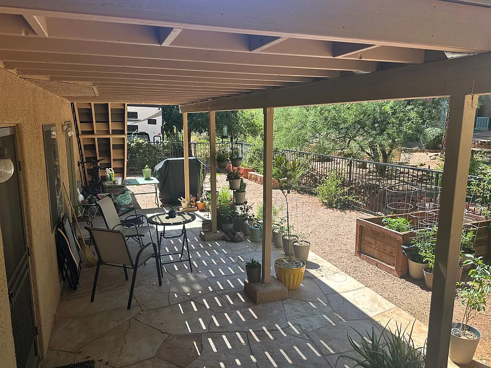 210 Concho Dr