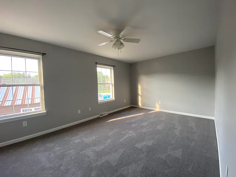 184 South St #2 — Photo 4