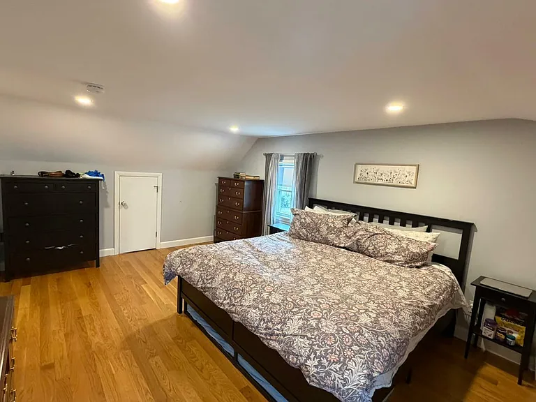 33 Logan Rd — Photo 4