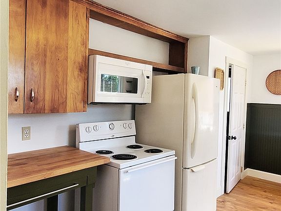 5th image of 716 W Lincoln Street