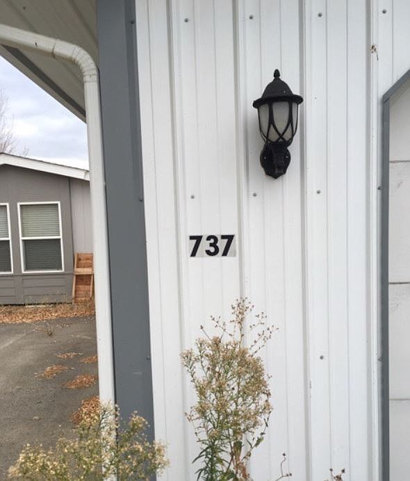 2nd image of 737 S Wind Hill Ln
