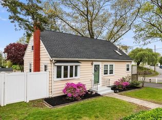 18 Elizabeth Rd, Stoneham, MA 02180