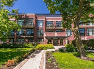 66 Kippendavie Ave #310, Toronto, ON M4L0A4